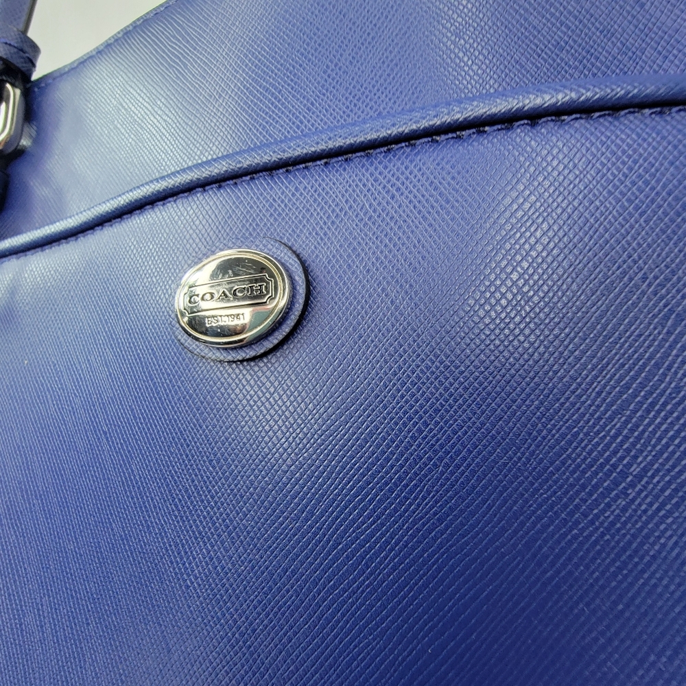 NEVER USED!! Elegant COACH Blue Leather Tote Bag - Picture 2 of 16